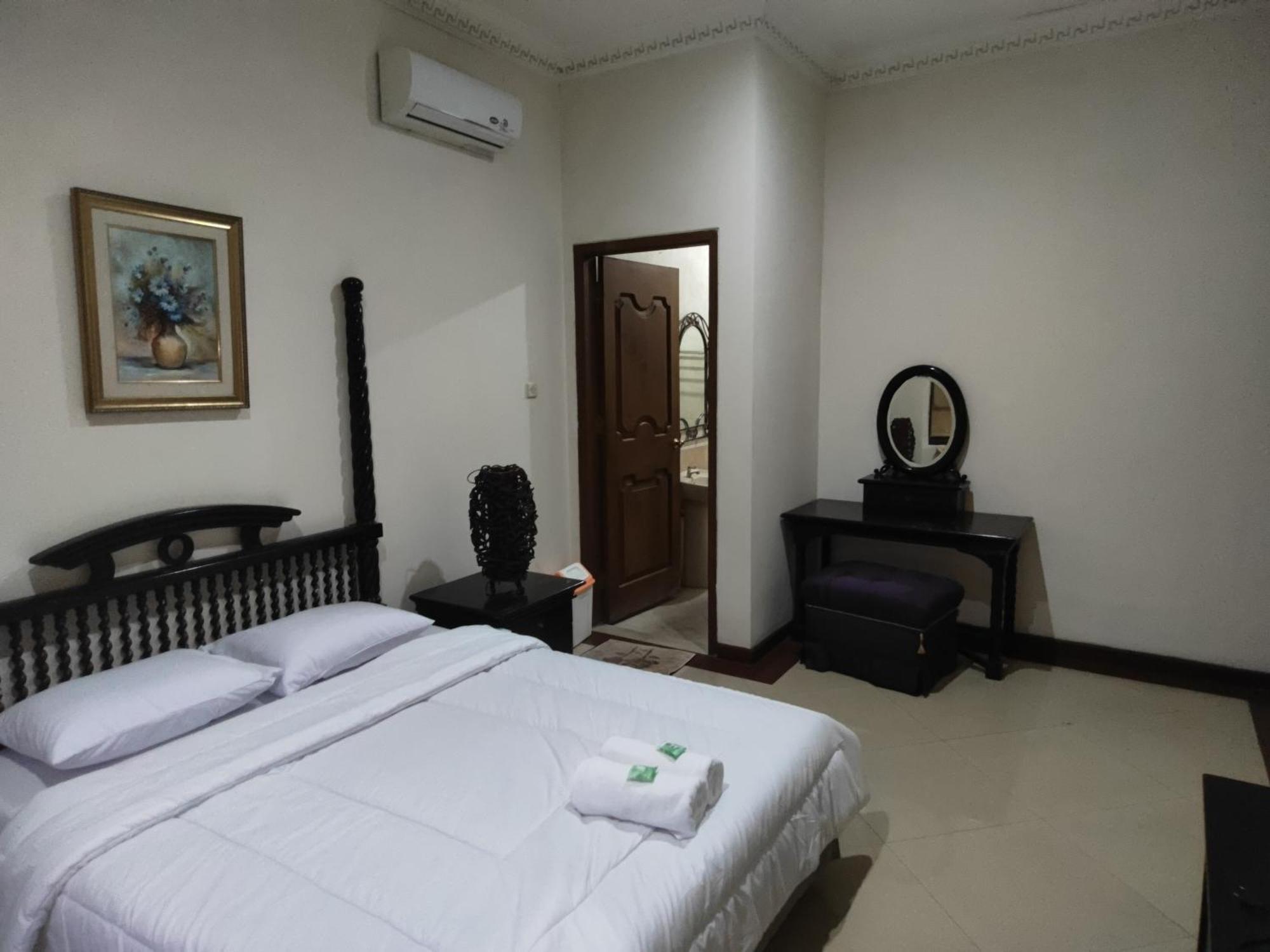 Tirto 27 Homestay Jogjacarta Exterior foto