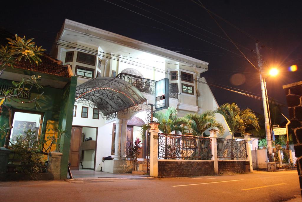 Tirto 27 Homestay Jogjacarta Exterior foto